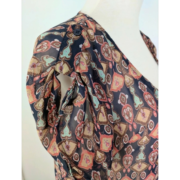 19 Cooper Sheer Scoop Neck Top Size Medium - Picture 3 of 5